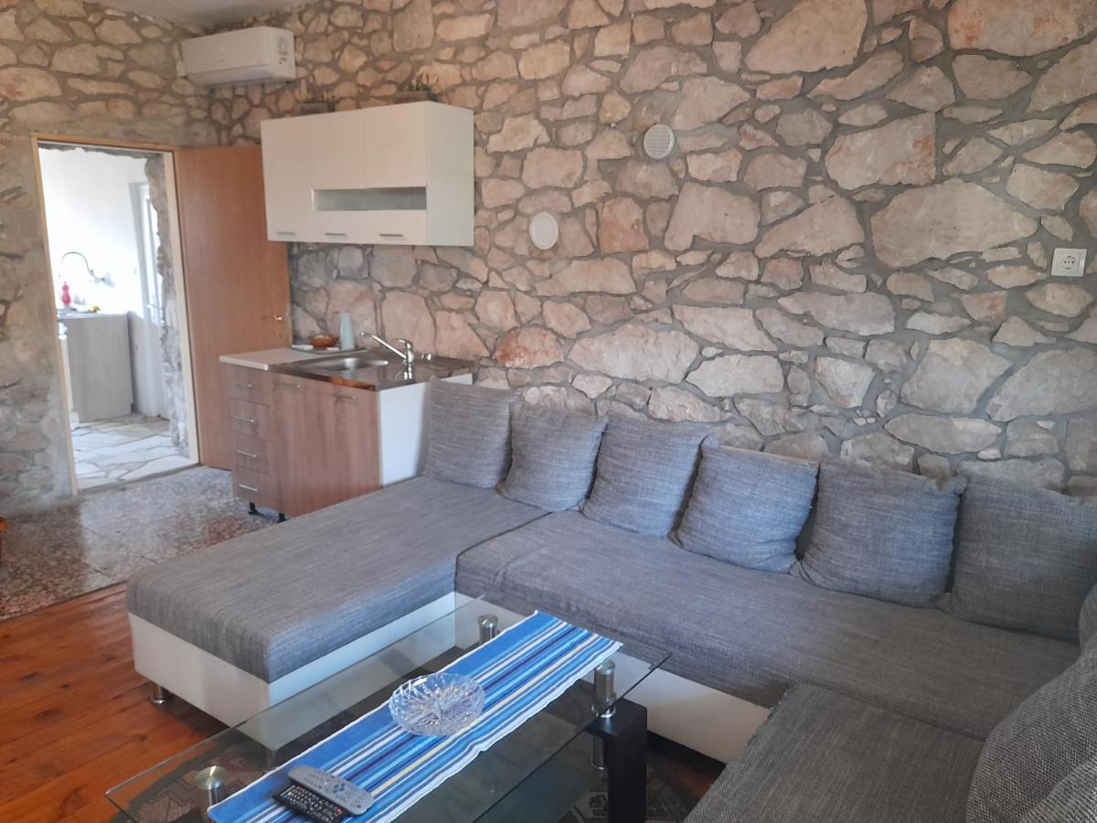 Ferienwohnung Kamena Kuca Family Rodin Čapljina Exterior foto